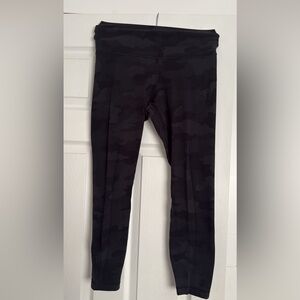 Black Camo Lululemon Align 25” Leggings